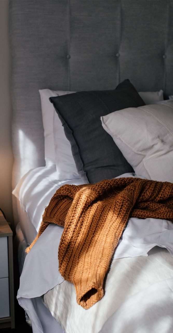 Residences - Bed detail